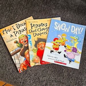 Childrens's Books Scholastic set of 3